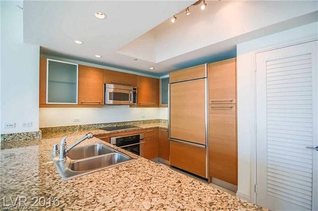 222 Karen Avenue 2601, Las Vegas, NV 89109