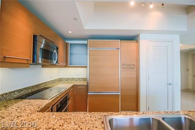 222 Karen Avenue 2601, Las Vegas, NV 89109