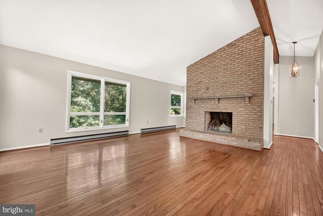 2748 BENNIES HILL RD, Middletown, MD 21769