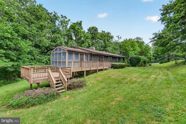 2748 BENNIES HILL RD, Middletown, MD 21769