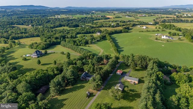 2748 BENNIES HILL RD, Middletown, MD 21769