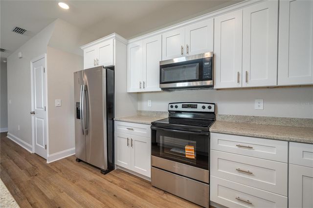 2169 SUTTON RIDGE AVENUE, Lakeland, FL 33810