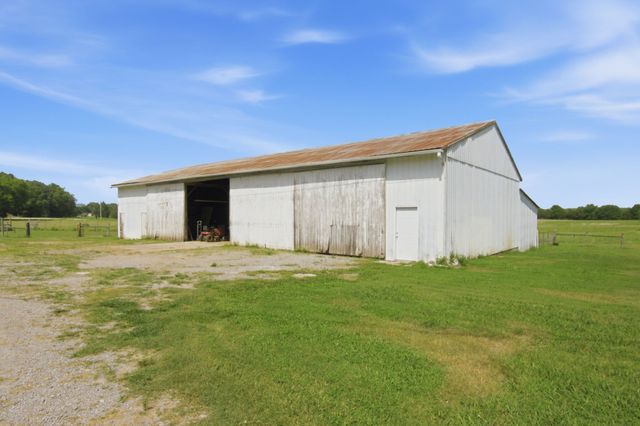 148 Wade Jennings Rd, Shelbyville, TN 37160