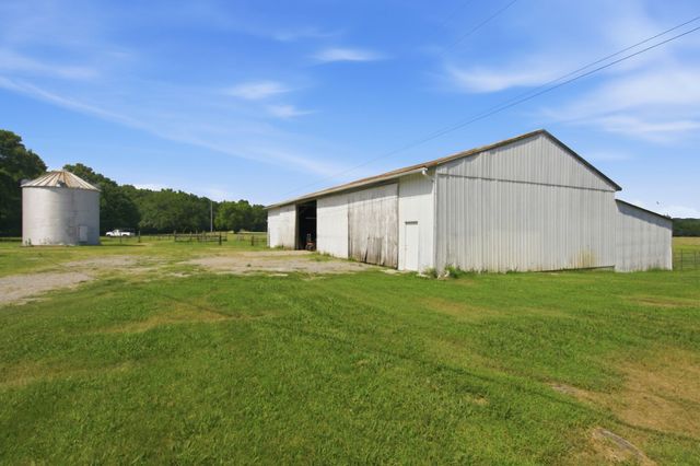 148 Wade Jennings Rd, Shelbyville, TN 37160