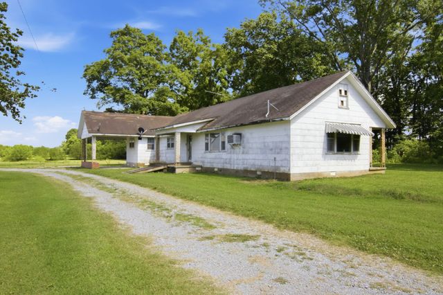 148 Wade Jennings Rd, Shelbyville, TN 37160