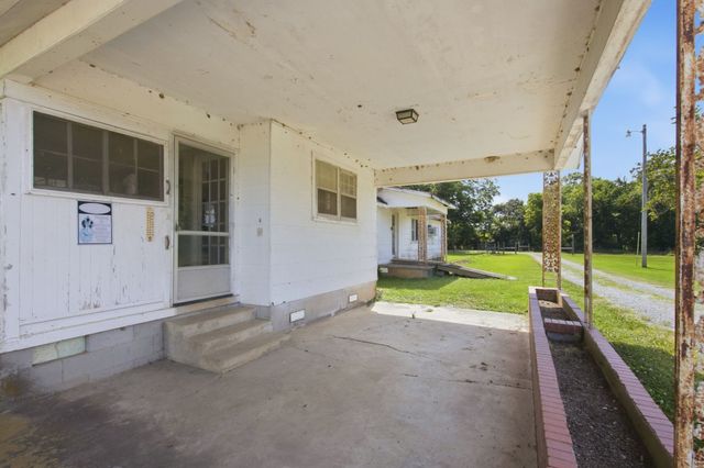 148 Wade Jennings Rd, Shelbyville, TN 37160