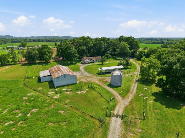 148 Wade Jennings Rd, Shelbyville, TN 37160