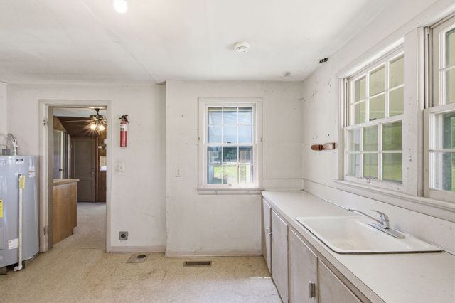148 Wade Jennings Rd, Shelbyville, TN 37160