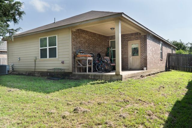 1204 Bluff View Drive, Hutchins, TX 75141