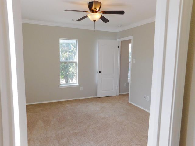 1411 Encino DR, Leander, TX 78641