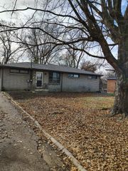 293 Garry Dr, Nashville, TN 37211