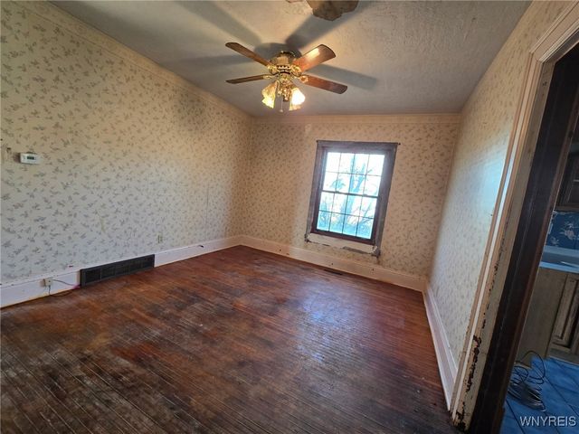 1861 Hess Road, Newfane, NY 14008