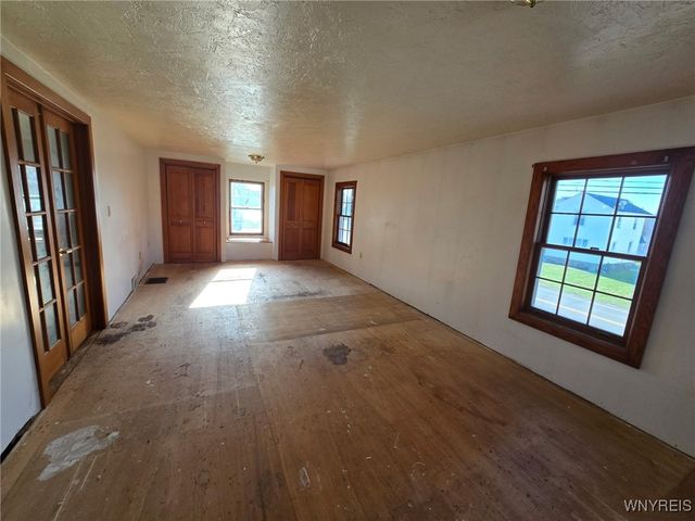 1861 Hess Road, Newfane, NY 14008