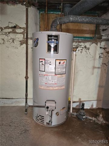 1861 Hess Road, Newfane, NY 14008