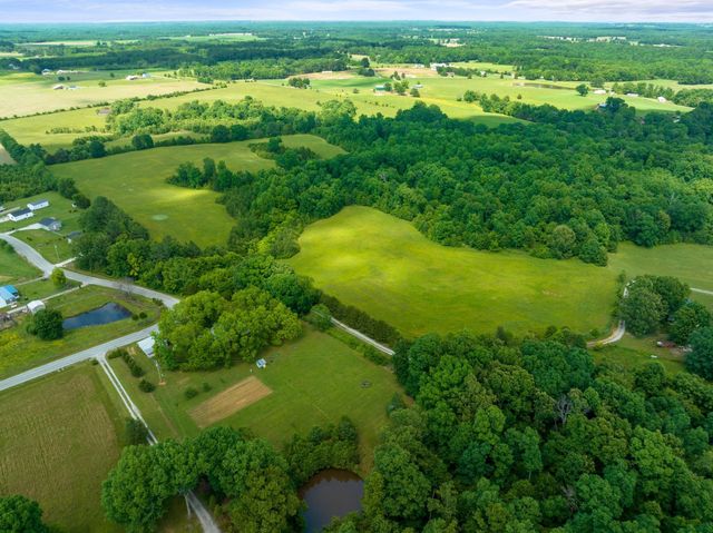 0 J and K Ln, Belvidere, TN 37306