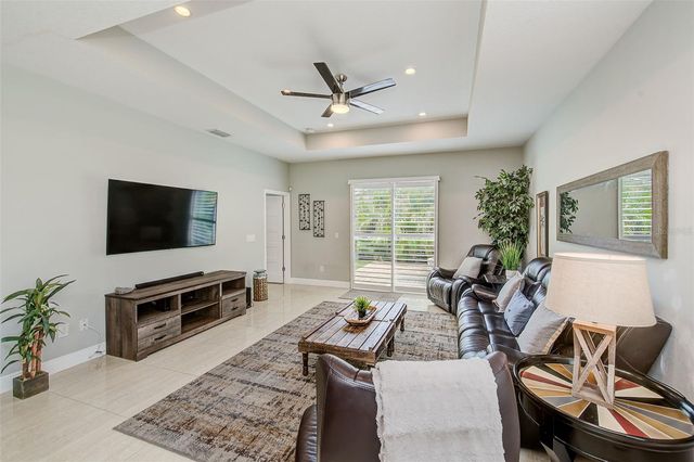4301 W NASSAU STREET, Tampa, FL 33607