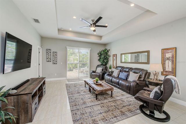 4301 W NASSAU STREET, Tampa, FL 33607
