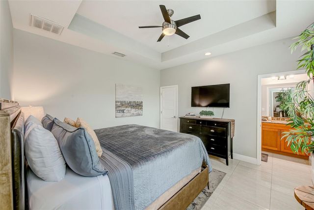 4301 W NASSAU STREET, Tampa, FL 33607
