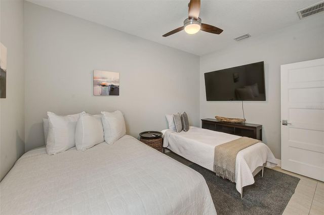 4301 W NASSAU STREET, Tampa, FL 33607