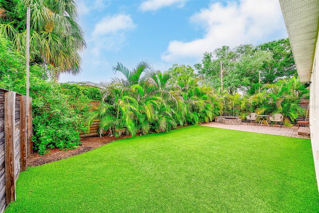 4301 W NASSAU STREET, Tampa, FL 33607