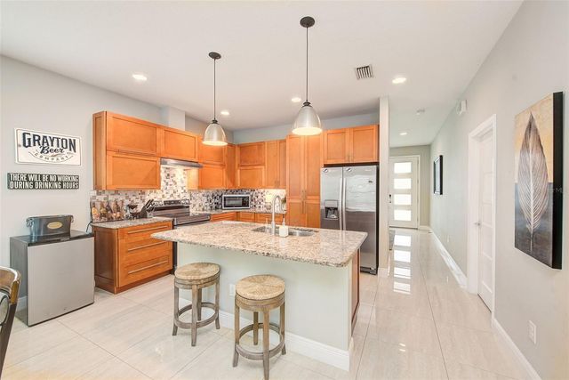 4301 W NASSAU STREET, Tampa, FL 33607