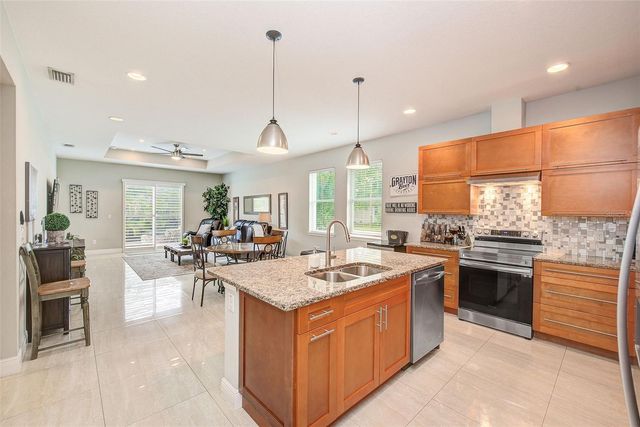 4301 W NASSAU STREET, Tampa, FL 33607