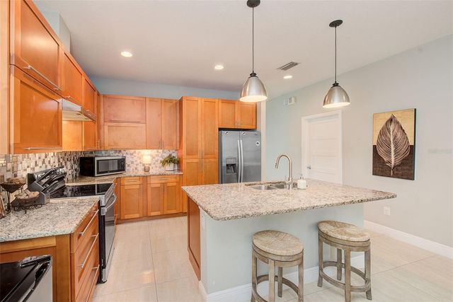 4301 W NASSAU STREET, Tampa, FL 33607