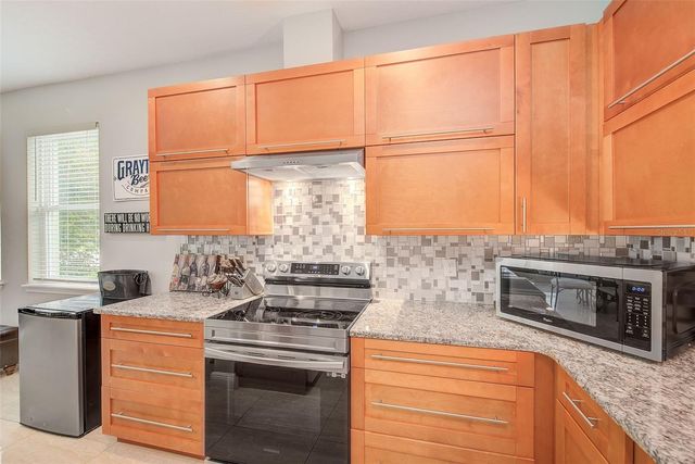 4301 W NASSAU STREET, Tampa, FL 33607