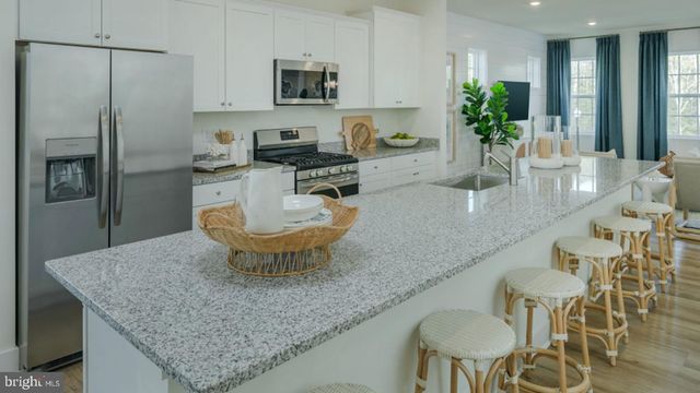 10794 COSMIC PLACE, La Plata, MD 20646