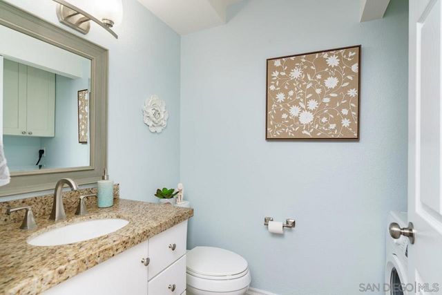 10760 N Magnolia Avenue B7, Santee, CA 92071