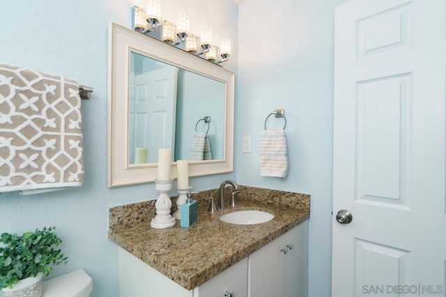 10760 N Magnolia Avenue B7, Santee, CA 92071