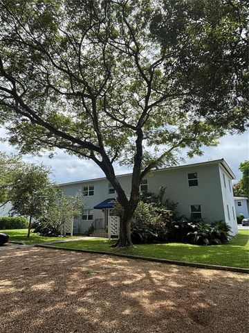 7740 SW 54th Ct 49A, Miami, FL 33143