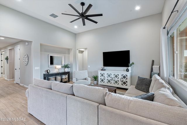 7672 W Sage Path, Marana, AZ 85658