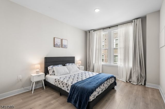 104 Iris Ct, Warren Twp., NJ 07059