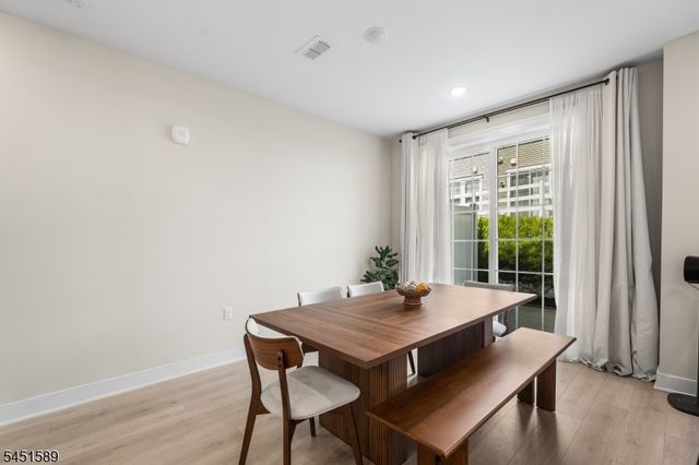 104 Iris Ct, Warren Twp., NJ 07059
