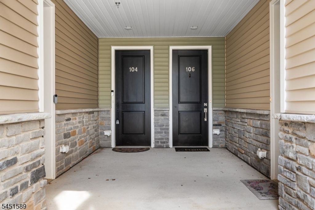 104 Iris Ct, Warren Twp., NJ 07059 — photo 4