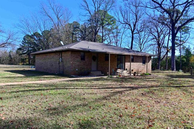 5730 E FM 323, Palestine, TX 75801