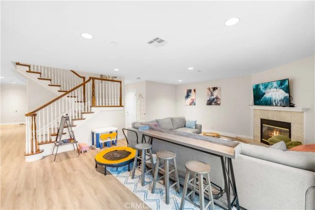 939 Via Camino 7, Wilmington, CA 90744