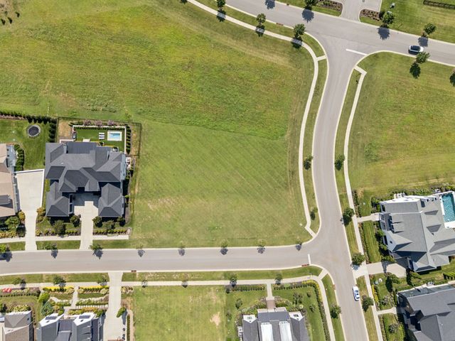 9000 Passiflora Ct, College Grove, TN 37046
