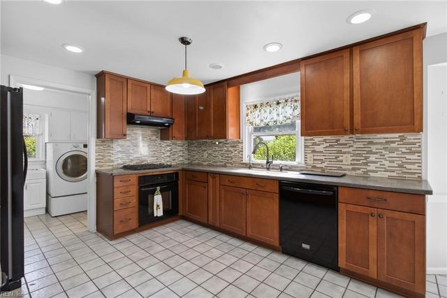 505 Woodbridge CT, Chesapeake, VA 23322