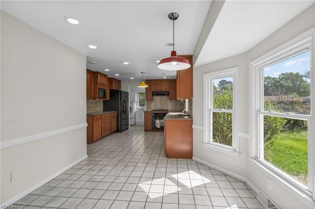 505 Woodbridge CT, Chesapeake, VA 23322