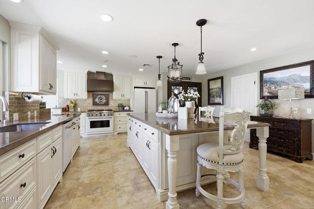 1085 Paquita Street, Camarillo, CA 93012