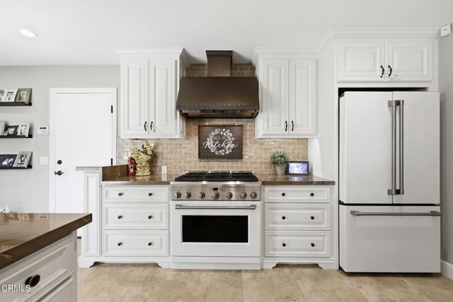 1085 Paquita Street, Camarillo, CA 93012