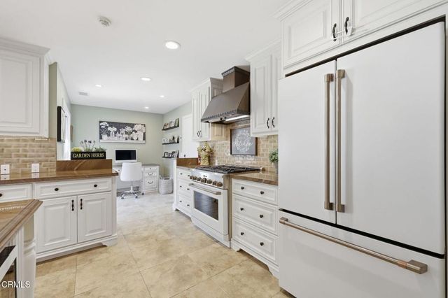 1085 Paquita Street, Camarillo, CA 93012