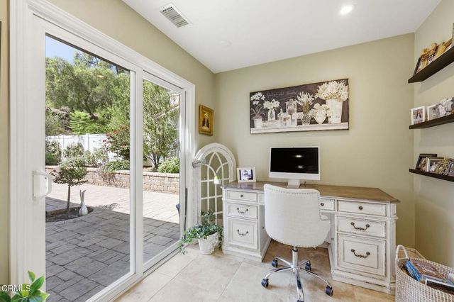 1085 Paquita Street, Camarillo, CA 93012