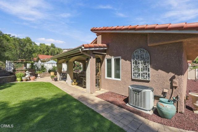 1085 Paquita Street, Camarillo, CA 93012