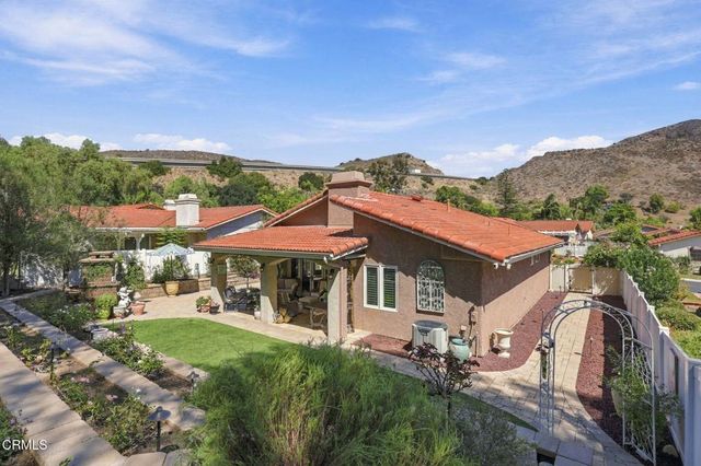 1085 Paquita Street, Camarillo, CA 93012