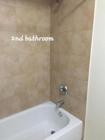 2850 NW 55th Avenue 2D, Lauderhill, FL 33313