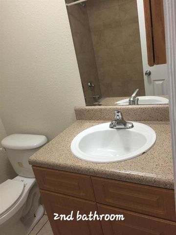 2850 NW 55th Avenue 2D, Lauderhill, FL 33313