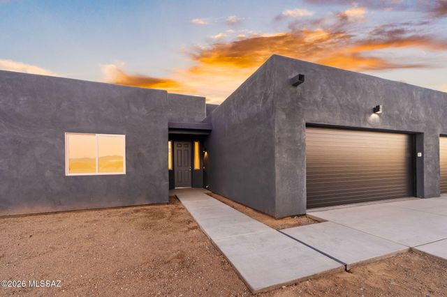 1144 N Range Rider Place, Vail, AZ 85641